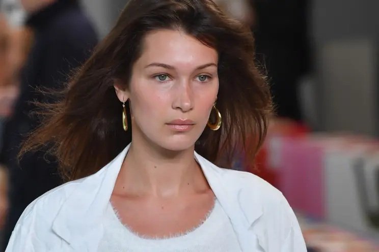 Bella Hadid Age