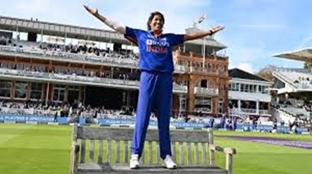 jhulan goswami fastest ball